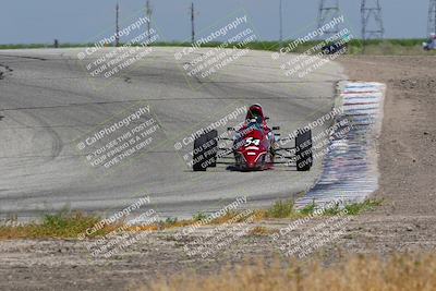 media/Apr-30-2023-CalClub SCCA (Sun) [[28405fd247]]/Group 2/Outside Grapevine/